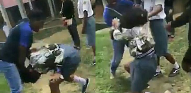 Video Istri Labrak Pelakor Siswi SMA ini Viral. Diseret, Dipukul!