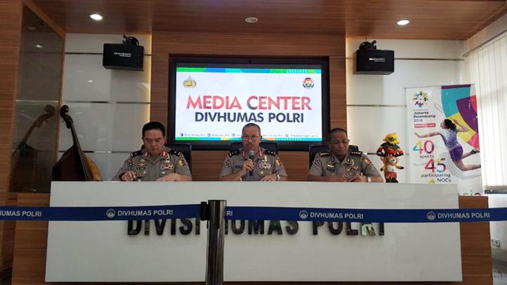 Polisi Ungkap Pergerakan Grup WhatsApp Jaringan Teroris di Riau