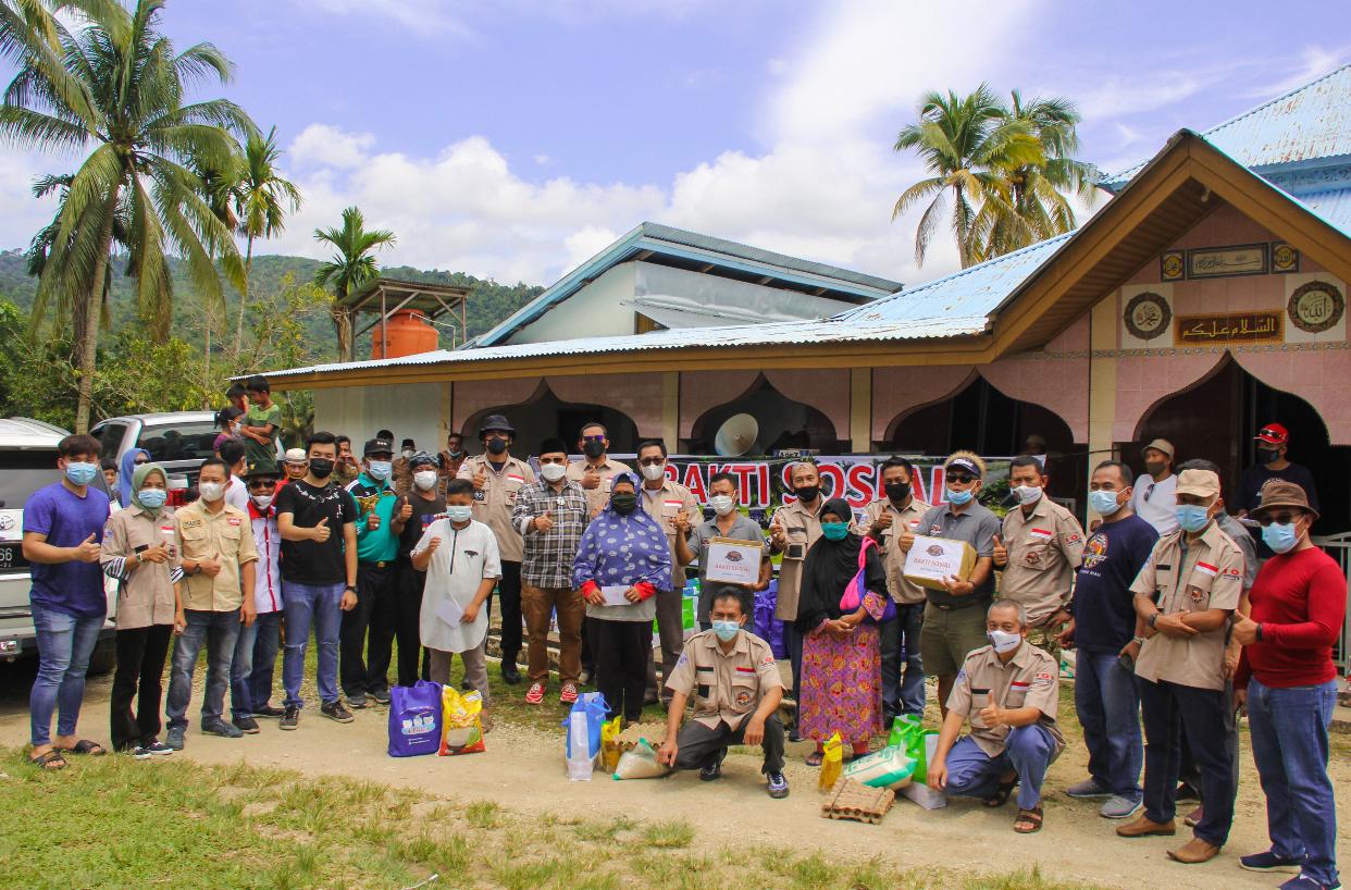 TLCI Chapter 2 Riau Berbagi, Santuni Anak Yatim Dan Fakir Miskin Di Siabu Kampar