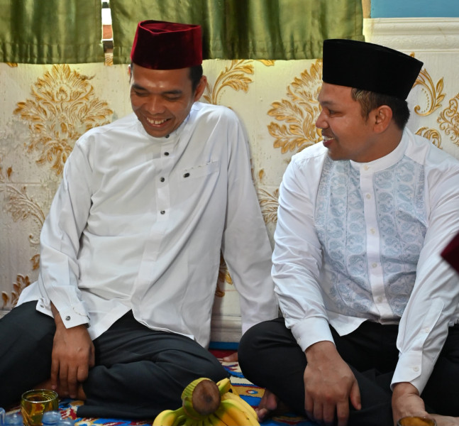 Kenapa UAS Ajak Masyarakat Pilih Cagubri Abdul Wahid ? Ini Alasannya