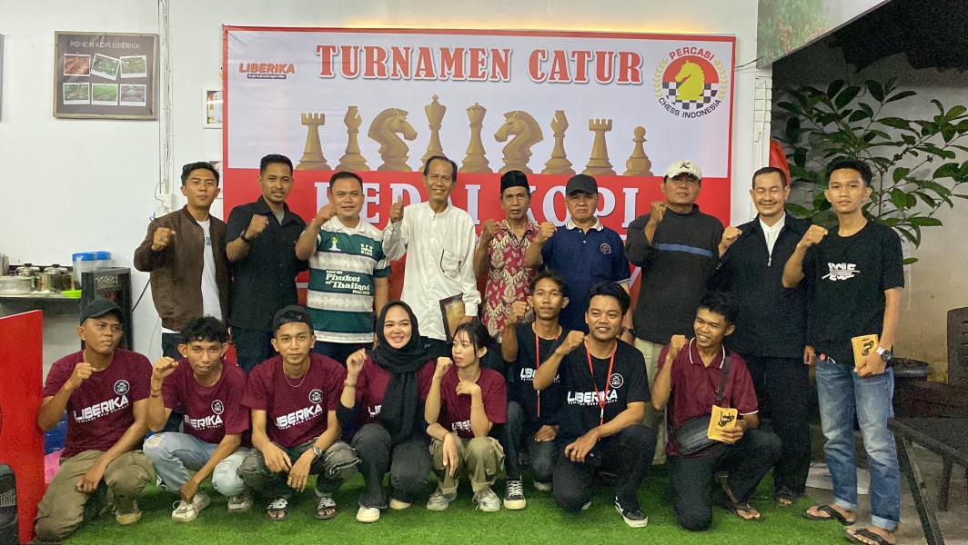 Diikuti 64 Peserta, Irwansyah Juarai Turnamen Catur Liberika Inhil