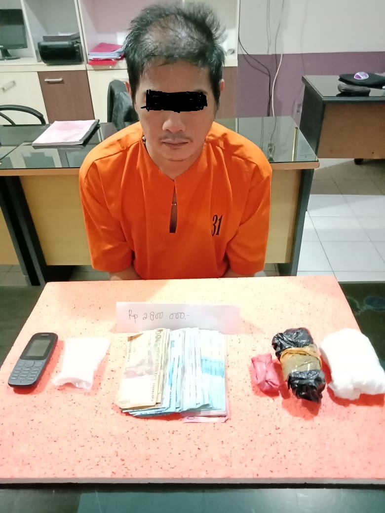Terbukti Miliki 41,16 Gram Sabu, Pria ini Tak Berkutik saat Diamakan