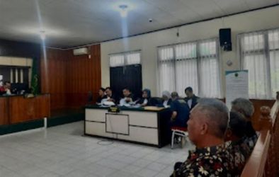 Dua Terdakwa Korupsi Jembatan Sungai Enok Dituntut 2,5 Tahun Penjara