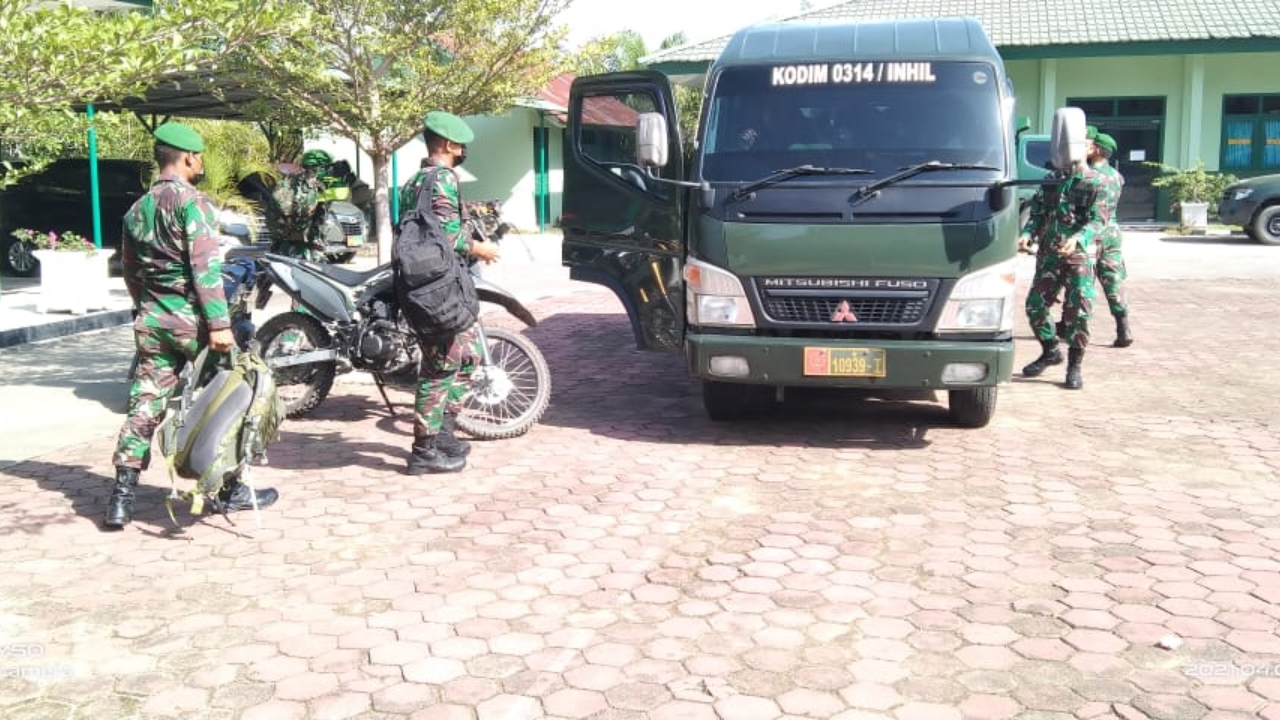 Kodim 0314 Inhil Turunkan Tim Bantu Polres Inhil Jaga Keamanan Gereja di Hari Paskah
