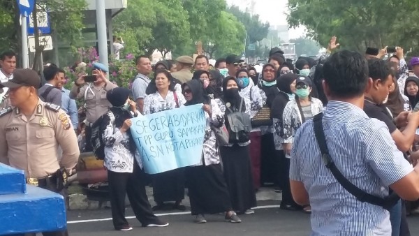Penghapusan Tunjangan Profesi Guru Sertifikasi Pekanbaru Dinilai Timbulkan Ketidakadilan