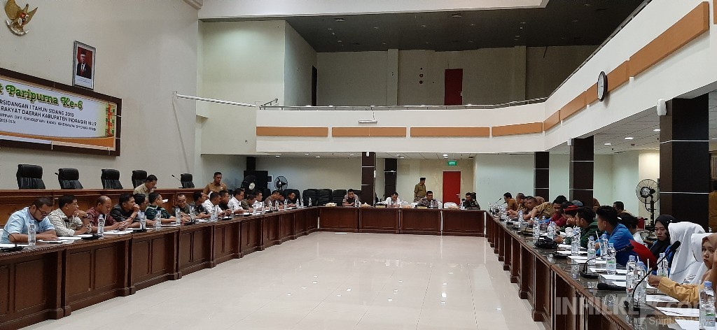 Undang Mahasiswa, DPRD Inhil Gelar Rapat Lintas Komisi