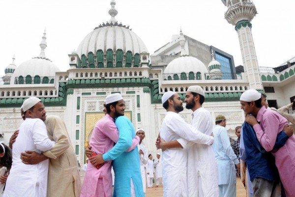 Minal Aidin Wal Faizin Ternyata Artinya Bukan ‘Mohon Maaf Lahir Batin’