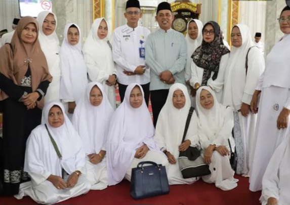 Pj Bupati Inhil Buka Bimbingan Manasik Haji Gabungan di Keritang