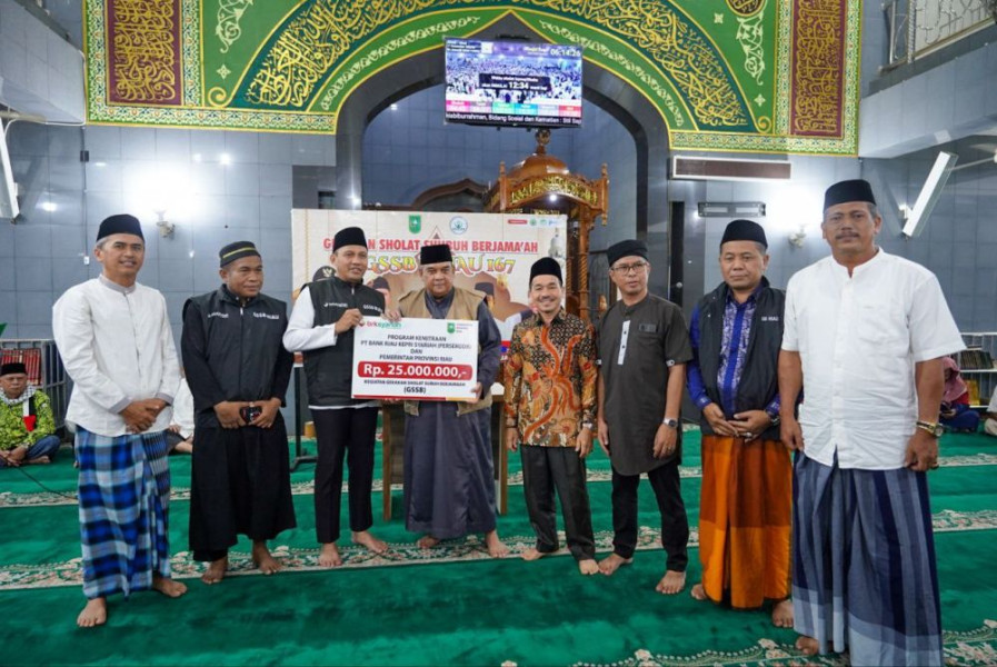 Masjid Raya Teluk Kuantan dapat Bantuan Rp 25 Juta