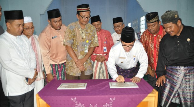 Wako Dumai Resmikan Pembangunan Masjid Sumbangan Warga dan Pertamina