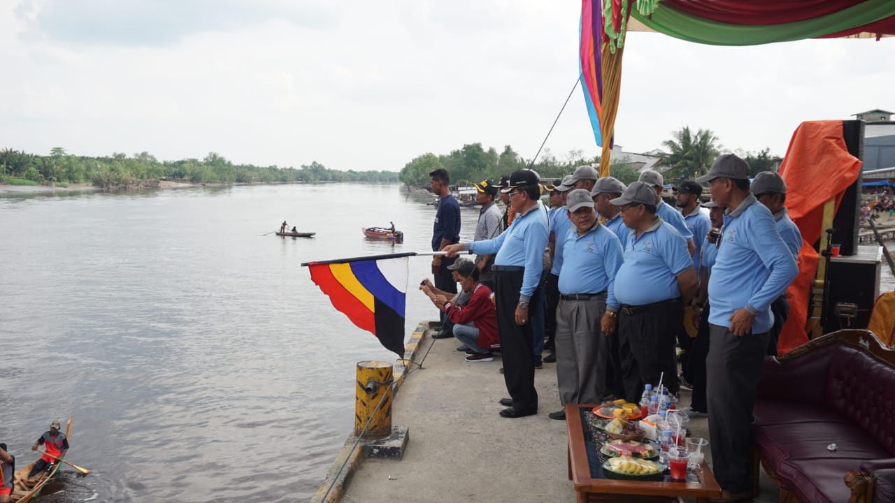 Belum Miliki Ciri Khas, Bupati Inhil: Tahun Berikutnya Festival Sampan Selodang Harus Lebih Meriah