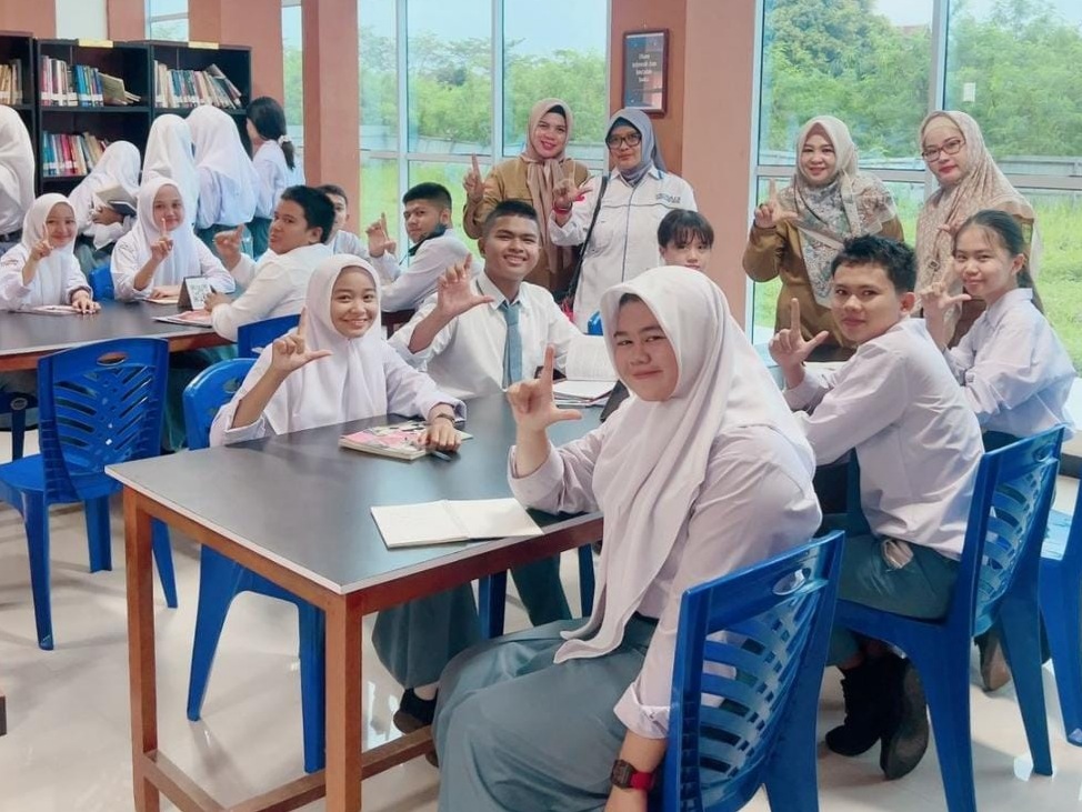 Siswa SMAN 1 Tembilahan Kunjungi Kantor DPAD Inhil