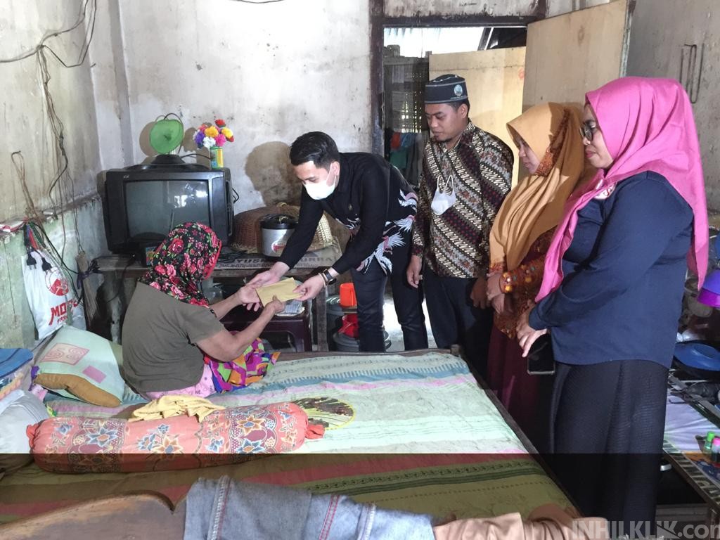Yayasan Ummi A'yuni - RIS FM Berbagi dan Peduli Sesama