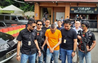 Kemarin Gagah Sekarang Loyo, Shock Dijerat Pasal Berlapis