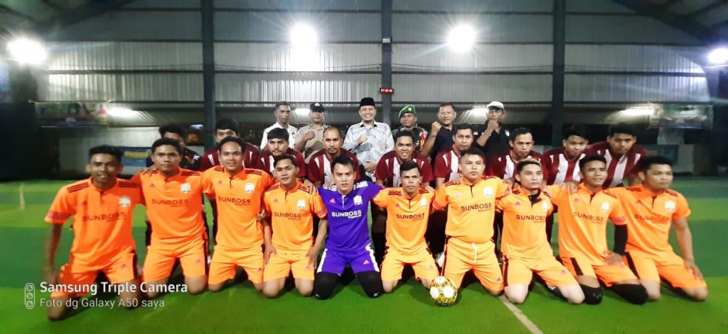 Anggota DPD Ria Saptarika Buka Tournament Inhil Futsal Competition 2020