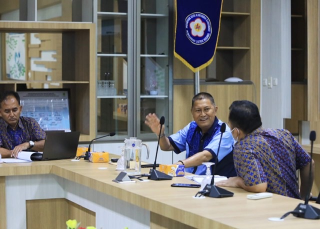Wabup Inhil Sambangi Kantor PLN Wilayah Riau Kepri