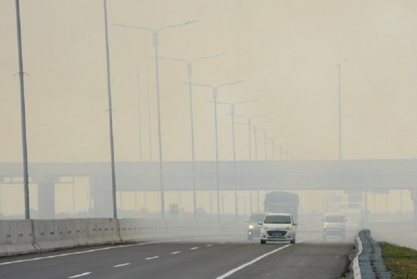 Kabut Asap Mulai Cemari Wilayahnya, Malaysia Tawarkan Bantuan Pemadaman Karhutla