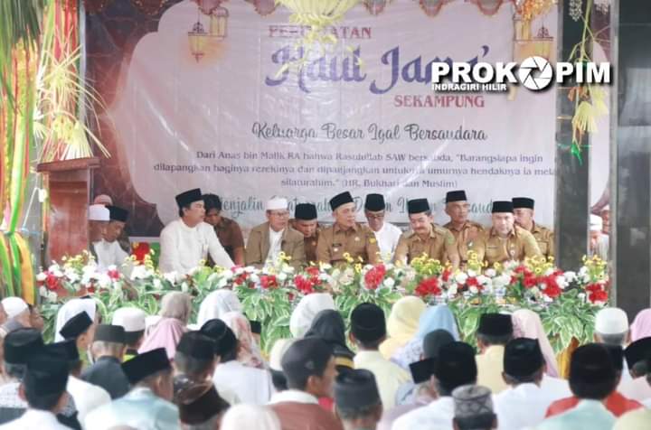 Hadiri Haul Jama' Sekampung di Desa Igal, Pj Bupati Herman Harapkan Menjadi Agenda Tetap