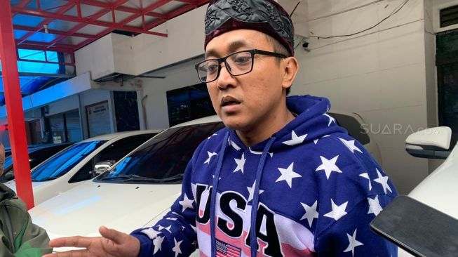 Peci Milik Teddy Suami Lina Jubaedah Ditawar Rp 100 Juta, Kok Bisa?