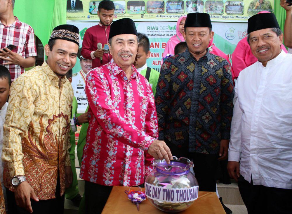 Gubri Resmikan Gerakan Wakaf Rp2 Ribu per Hari