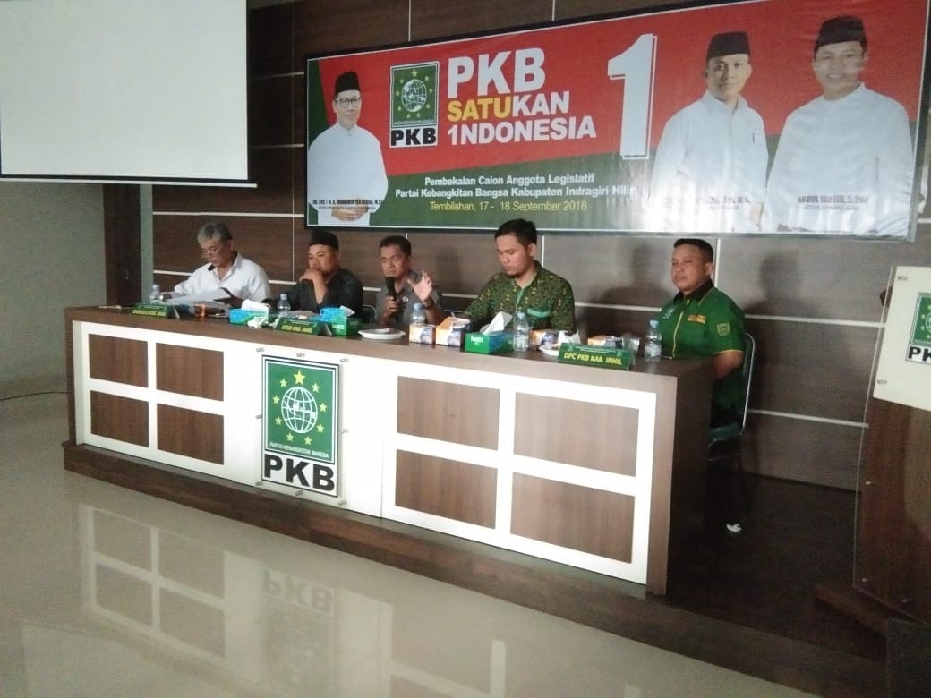 Dani M Nursalam Buka Pembekalan Caleg