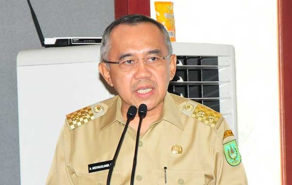 Tahun Ini Gubri Janji Perbaiki Jalan-jalan Rusak di Inhil