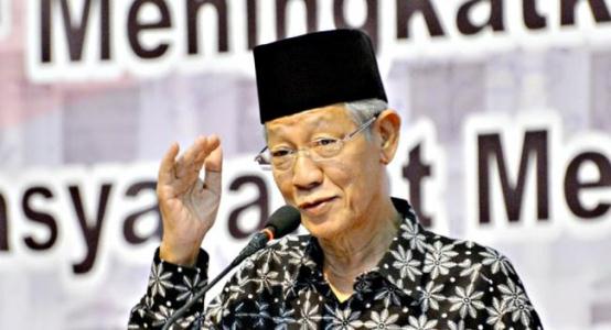 PLN Cabut Meteran Listrik Rumah Mantan Gubernur Kepri