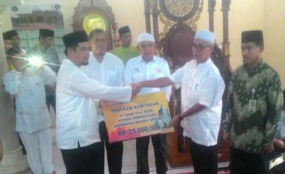 Bupati Yopi Minta Rp248 M Untuk Inhu, Gubri: Itu Belum Seberapa