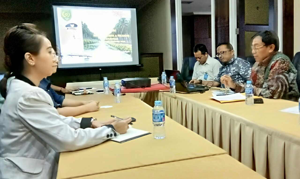 Difasilitasi CCPIT, Pemkab Inhil Lakukan Ekspose Potensi Kelapa Dihadapan Perwakilan Provinsi Hainan, Tiongkok
