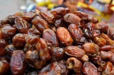 Manfaat Konsumsi Kurma Saat Puasa