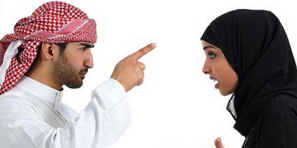 Suami Boleh Ceraikan Istri Pembohong Banyak Utang