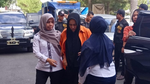 Istri Hakim Jamaluddin Janjikan Umroh ke Pelaku