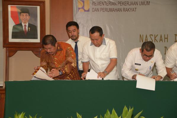 Hibah Aset dari Kementerian PUPR Telah Diterima Oleh Bupati Bengkalis dan 90 Kepala Daerah