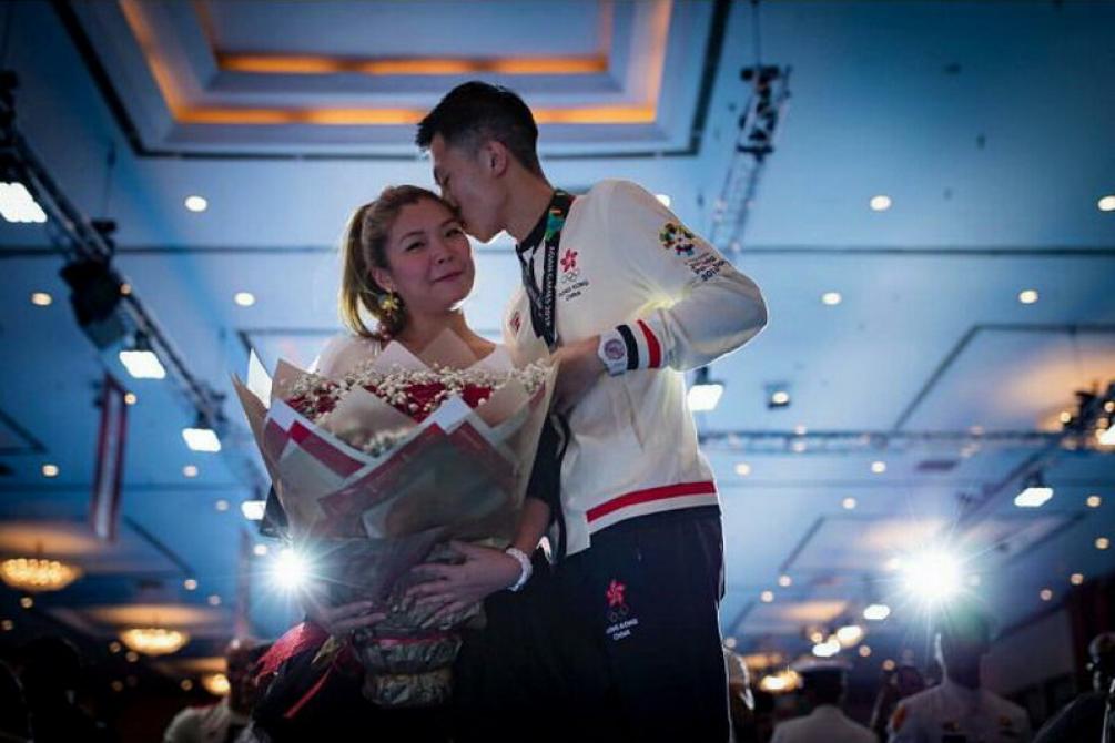 Atlet Anggar Hong Kong Lamar Kekasihnya di Upacara Pengalungan Medali Asian Games 2018