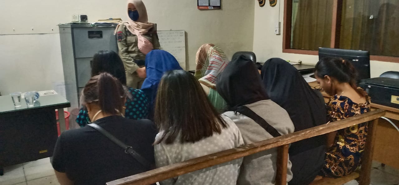 Ditengah Pendemi Corona, Delapan Pasangan Mesum Terjaring Razia Satpol PP Inhil