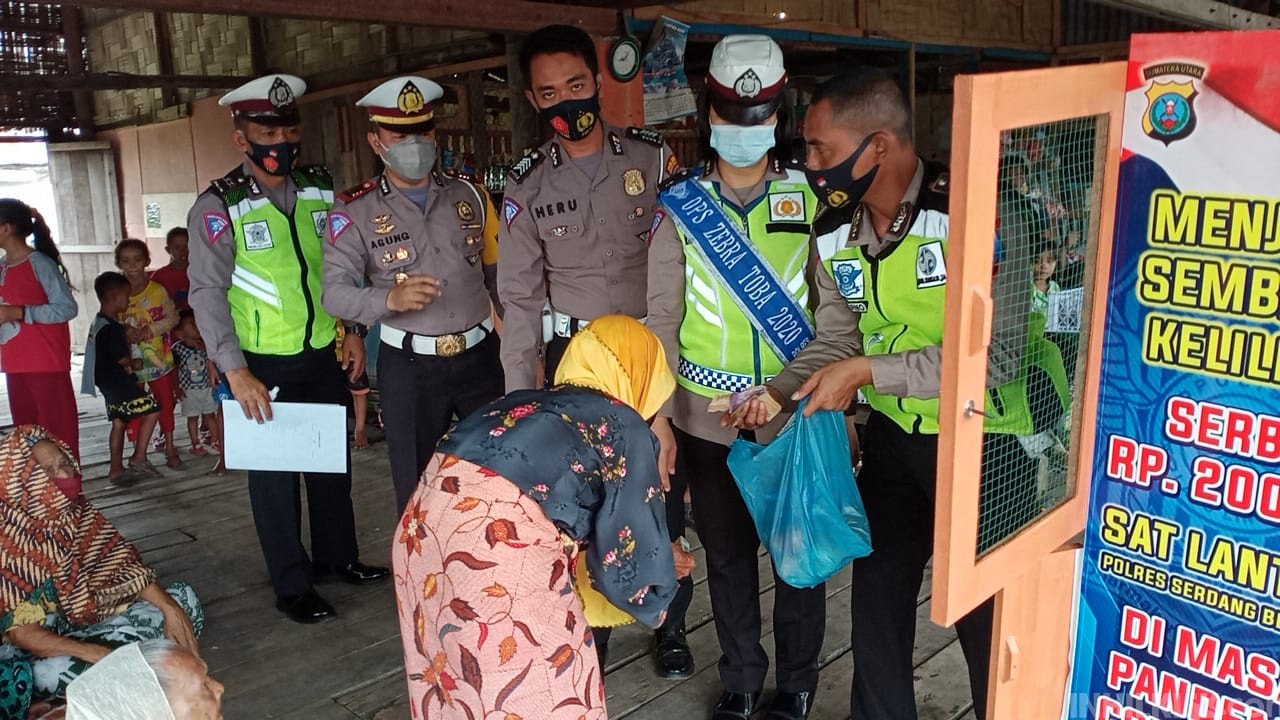 Ops Zebra Toba 2020, Kedai Murah Serba Rp2 Ribu Satlantas Polres Sergai Sambangi Desa Nagur