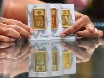 Harga Emas Anjlok Imbas Kenaikan Imbal Hasil Obligasi AS
