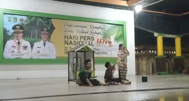 Penampilan Pemenang FL2SN Meriahkan Rangkaian Peringatan HPN Riau di Inhil