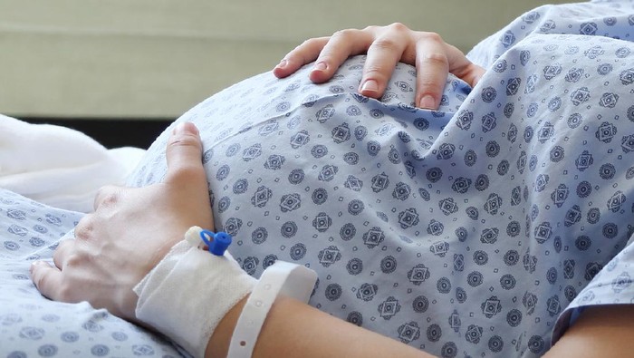Menakjubkan! Wanita Ini Hamil Lagi Saat Tengah Mengandung