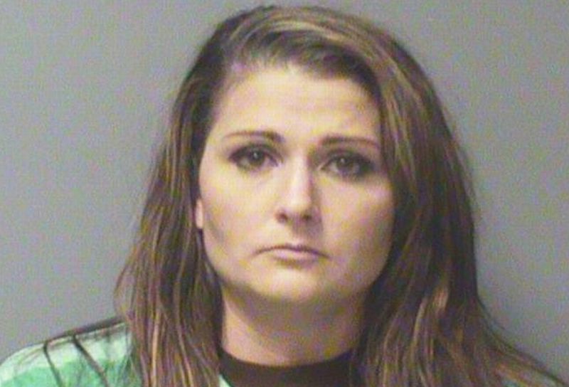 Tega! Demi Berlibur ke Eropa, Ibu Ini Tinggalkan Anaknya di Rumah Selama 11 Hari