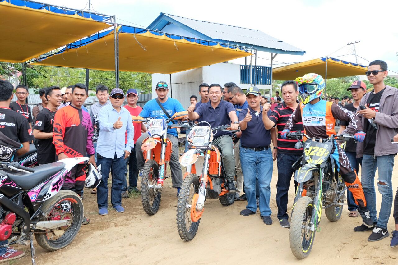 Dikuti Lebih 300 Peserta, Abdul Wahid Buka Fun Race Supermoto Cross