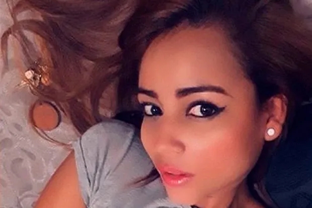 Aduhhh, Biarawati Cantik ini Alih Profesi Menjadi Bintang Porno