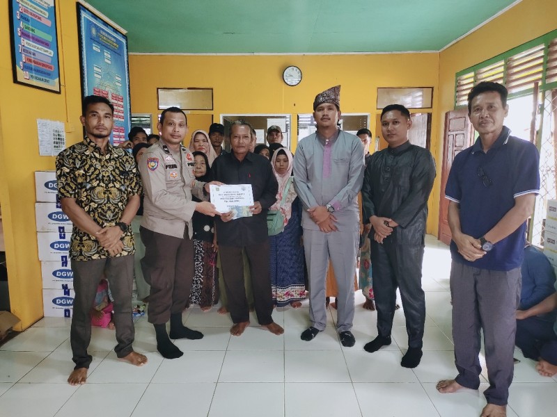 Desa Tanjung Simpang Serahkan BLT  Dana Desa Tahap I
