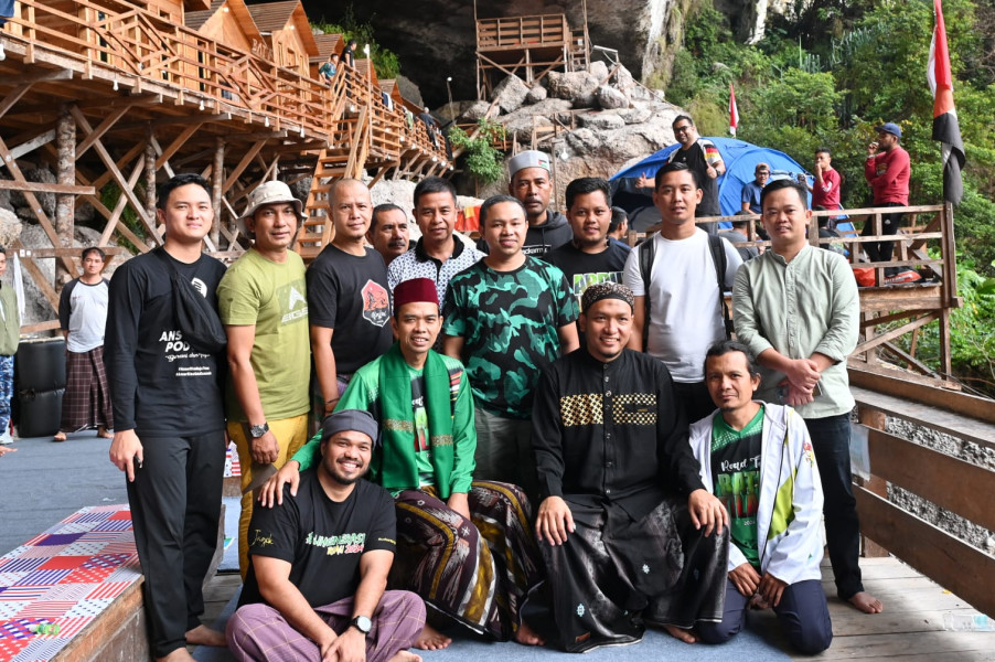 UAS Boyong Cagubri Abdul Wahid Ke Batu Tilam, Ada apa di Batu Tilam?