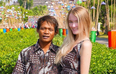 Darsono Nikah dengan Bule Asal Inggris, Begini Kisah Pertemuan Keduanya