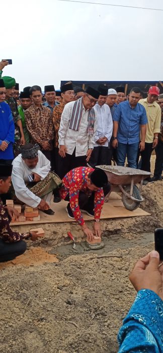 Gubri Sumbang Rp50 Juta Pembangunan Universitas Anak Yatim ASEAN