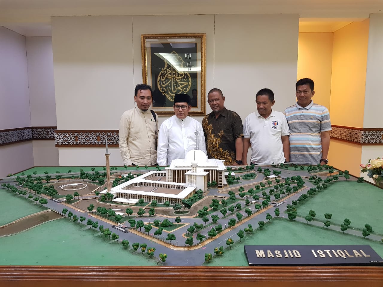 Ketua Pengurus Masjid Raya Jami Pulau Kijang Kunjungi Masjid Istiqlal Jakarta