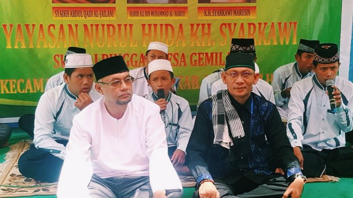 Cawabup Inhil Ustad Ajai Sampaikan Tausyiah di Acara Haul Akbar