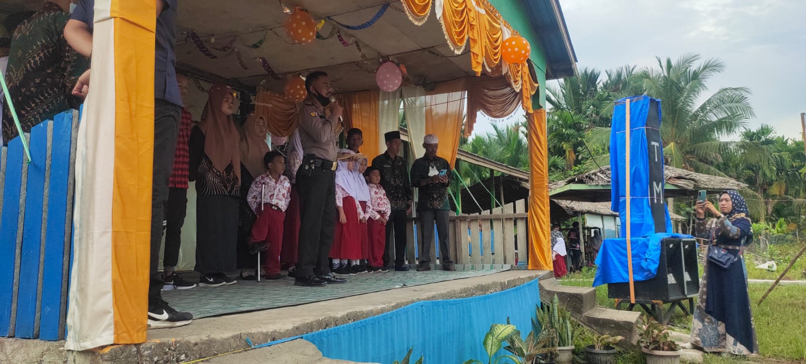 Jadi Komite Sekolah, Bhabinkamtibmas Tanjung Simpang Aktif Majukan Pendidikan