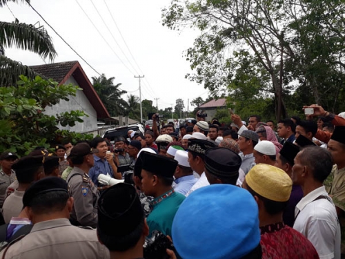 Forum Masyarakat Muslim Pematang Reba Inhu Gelar Aksi Demo Tolak Pembangunan Gereja